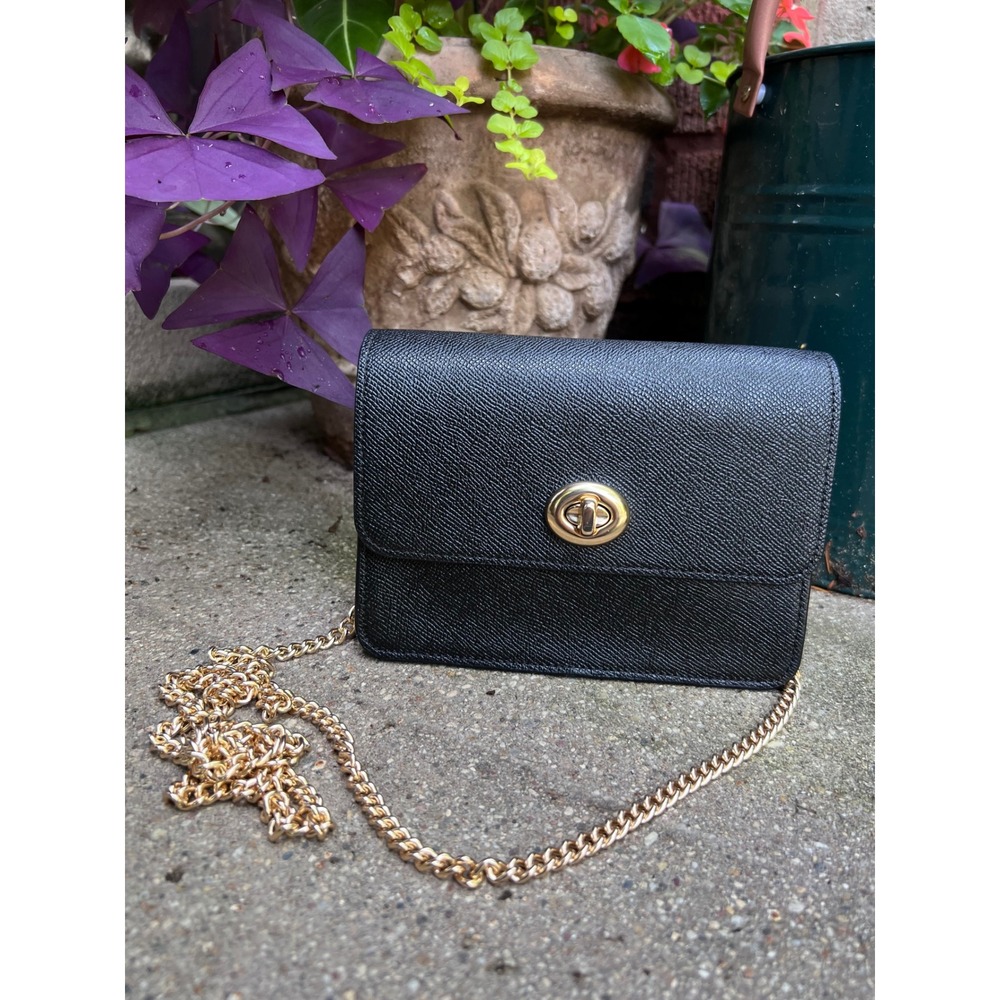 COACH Bowery Crossgrain Leather Gold Chain Turnlock Crossdbody Black Bag F31387